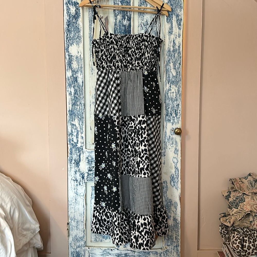 Cute black and white sandy liang target dress small